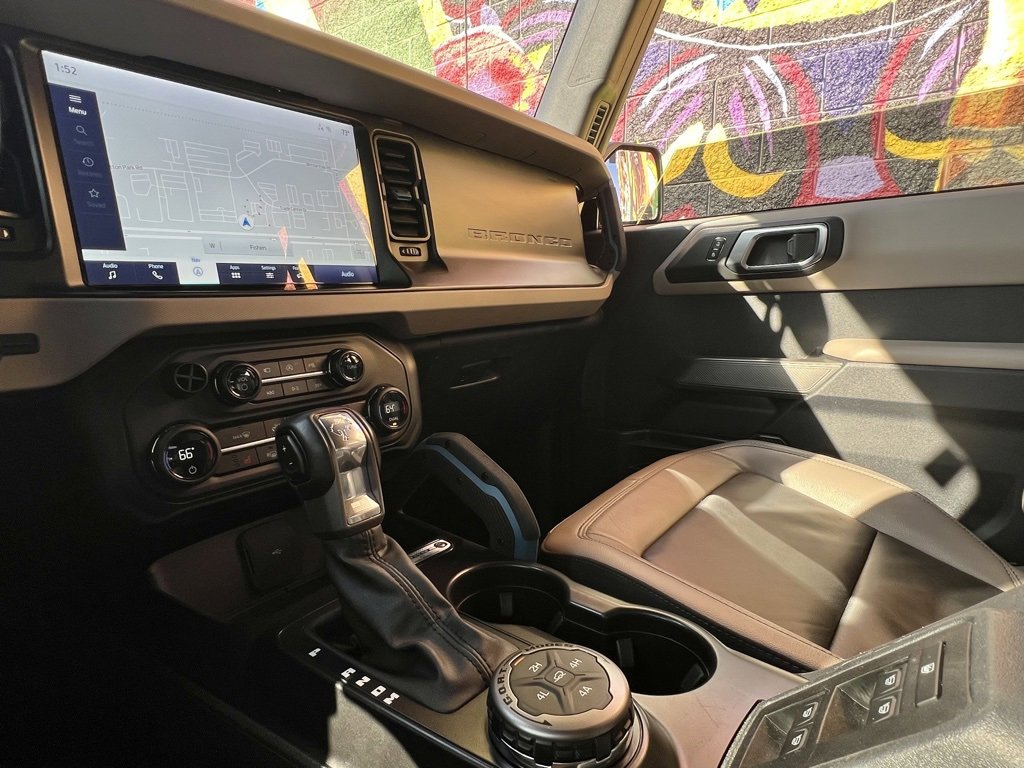 Used 2023 Ford Bronco Wildtrak image 58