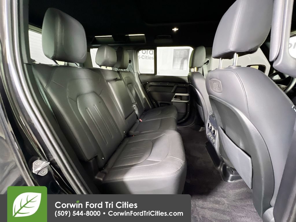 Used 2022 Land Rover Defender 110 S AWD/4WD image 17