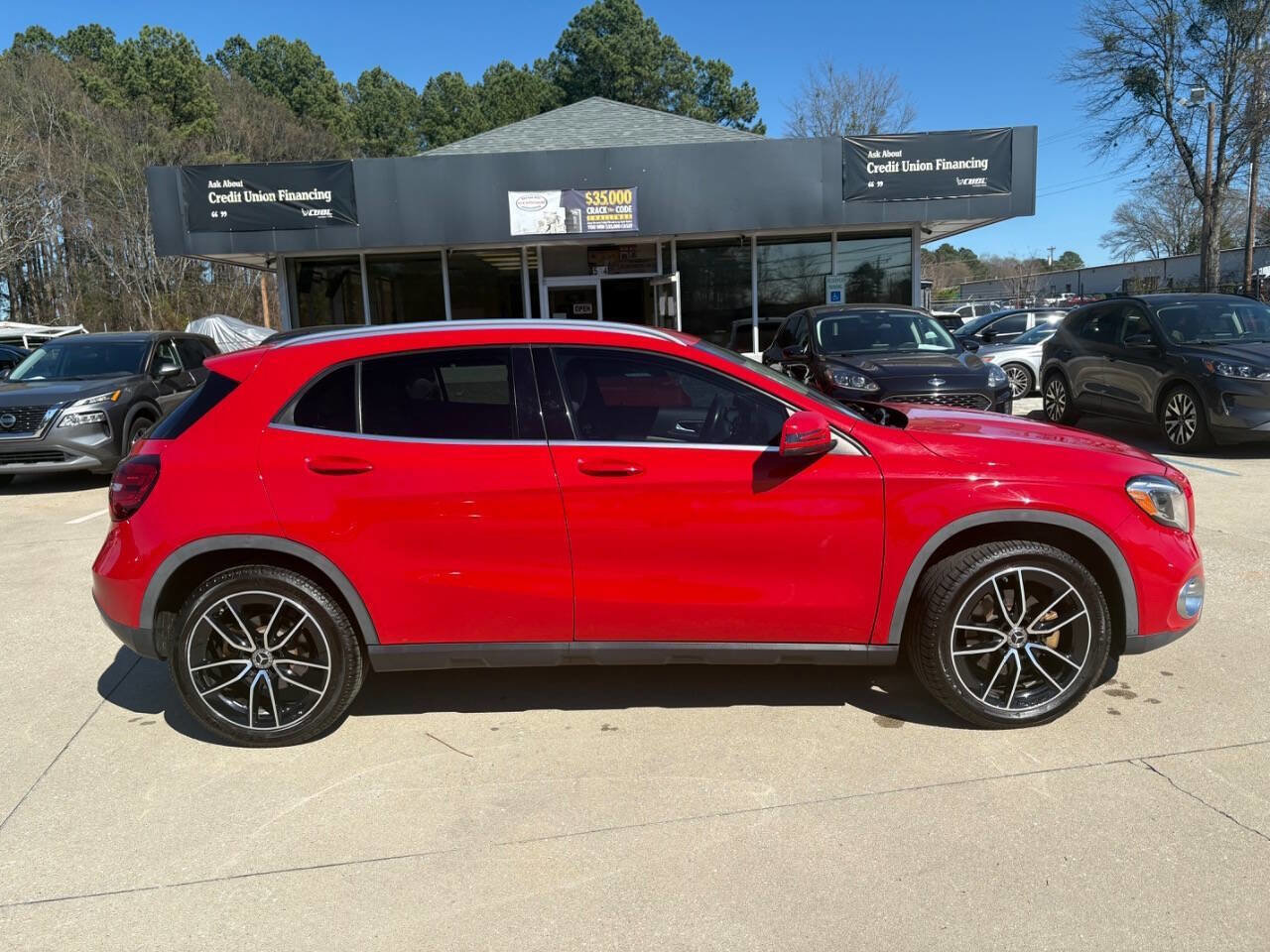 Used 2020 Mercedes-Benz GLA 250 image 2