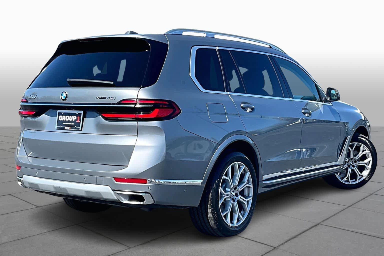 Used 2024 BMW X7 xDrive40i AWD/4WD image 13