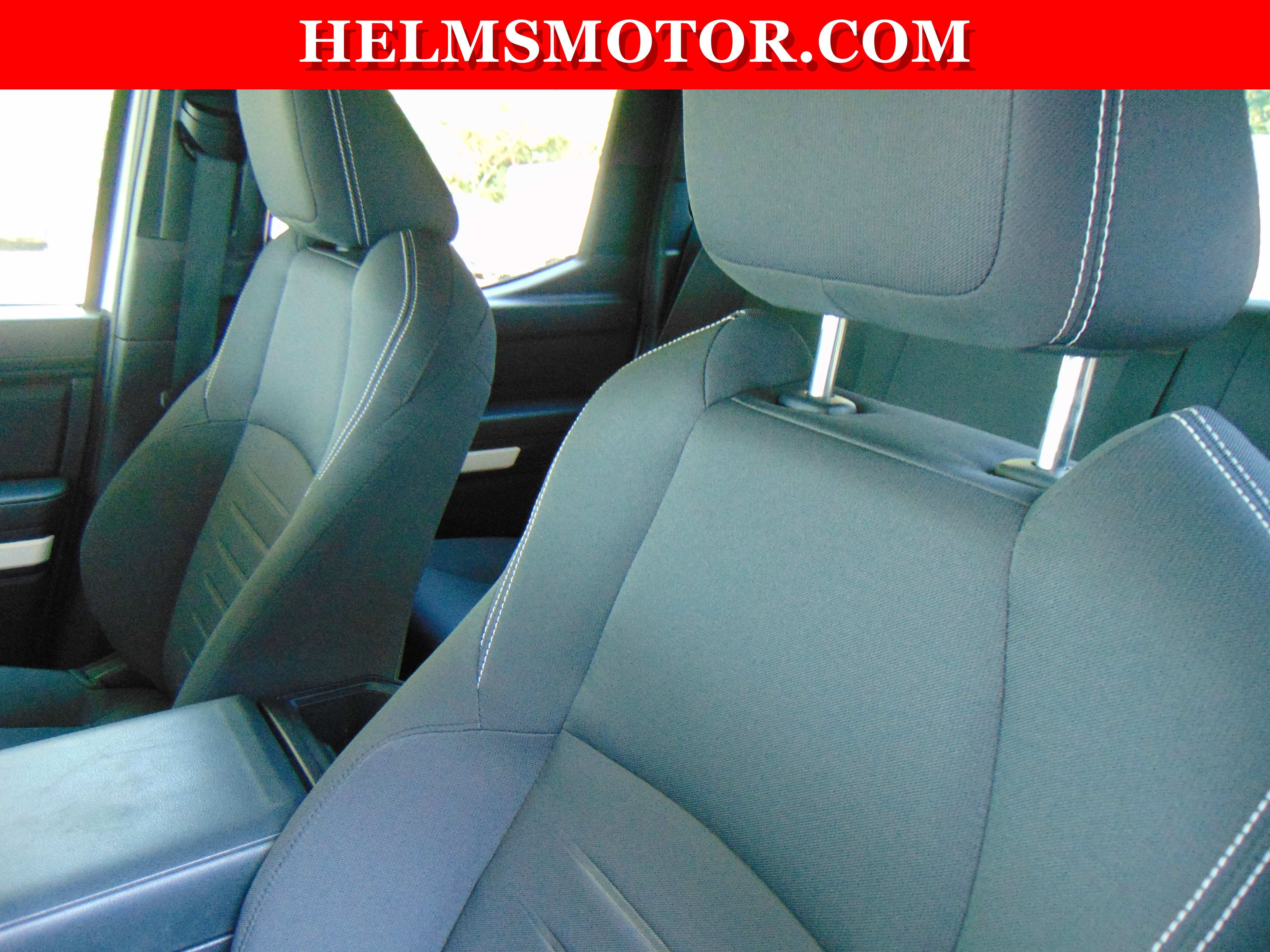 Used 2024 Toyota Tacoma TRD Off-Road image 29