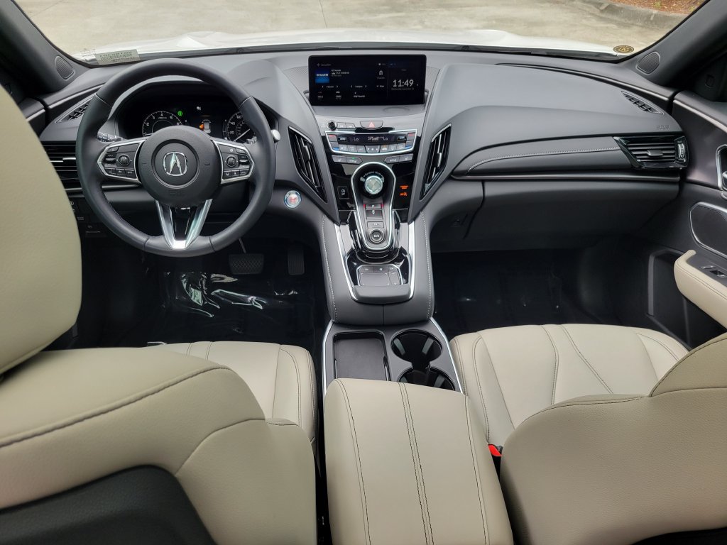 Used 2025 Acura RDX SH-AWD image 10