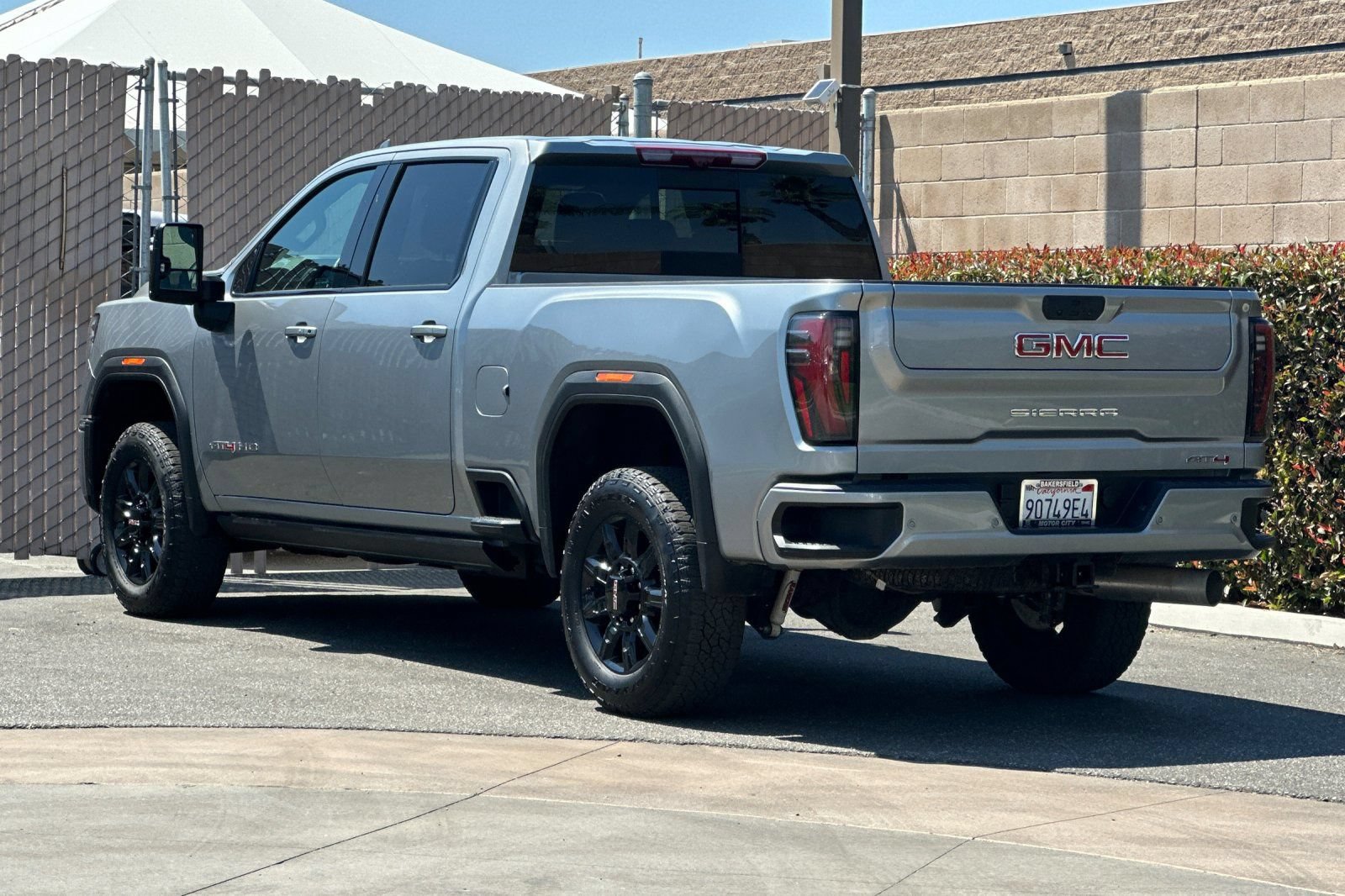 Certified 2025 GMC Sierra 2500 AT4 w/ AT4 Premium Plus Package AWD/4WD image 6