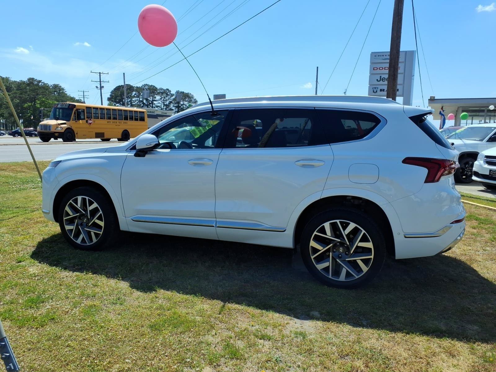 Used 2022 Hyundai Santa Fe Calligraphy AWD/4WD image 5