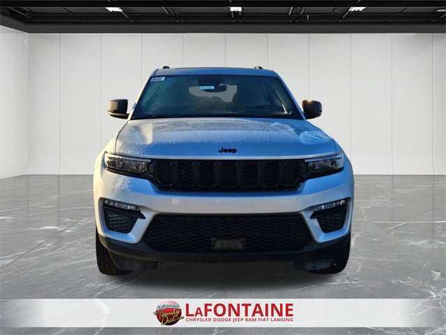 New 2025 Jeep Grand Cherokee Limited w/ Black Appearance Package image 8