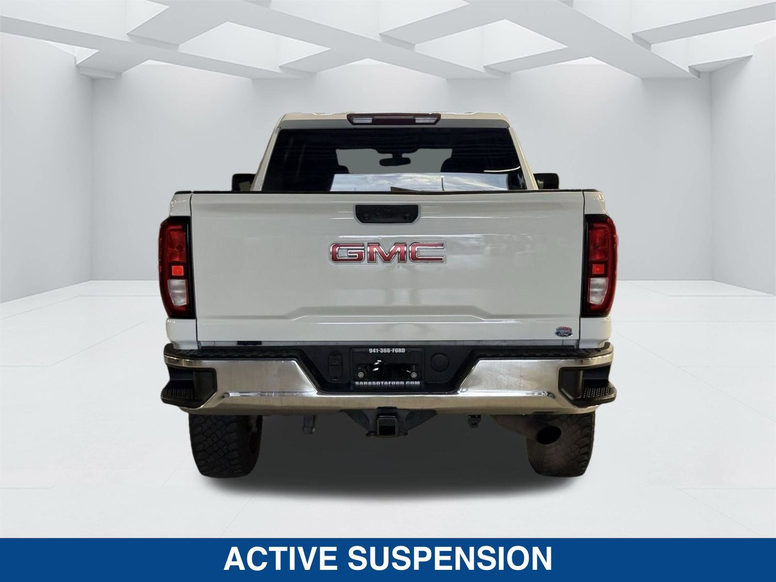 Used 2021 GMC Sierra 2500 4x4 Crew Cab w/ Convenience Package image 5