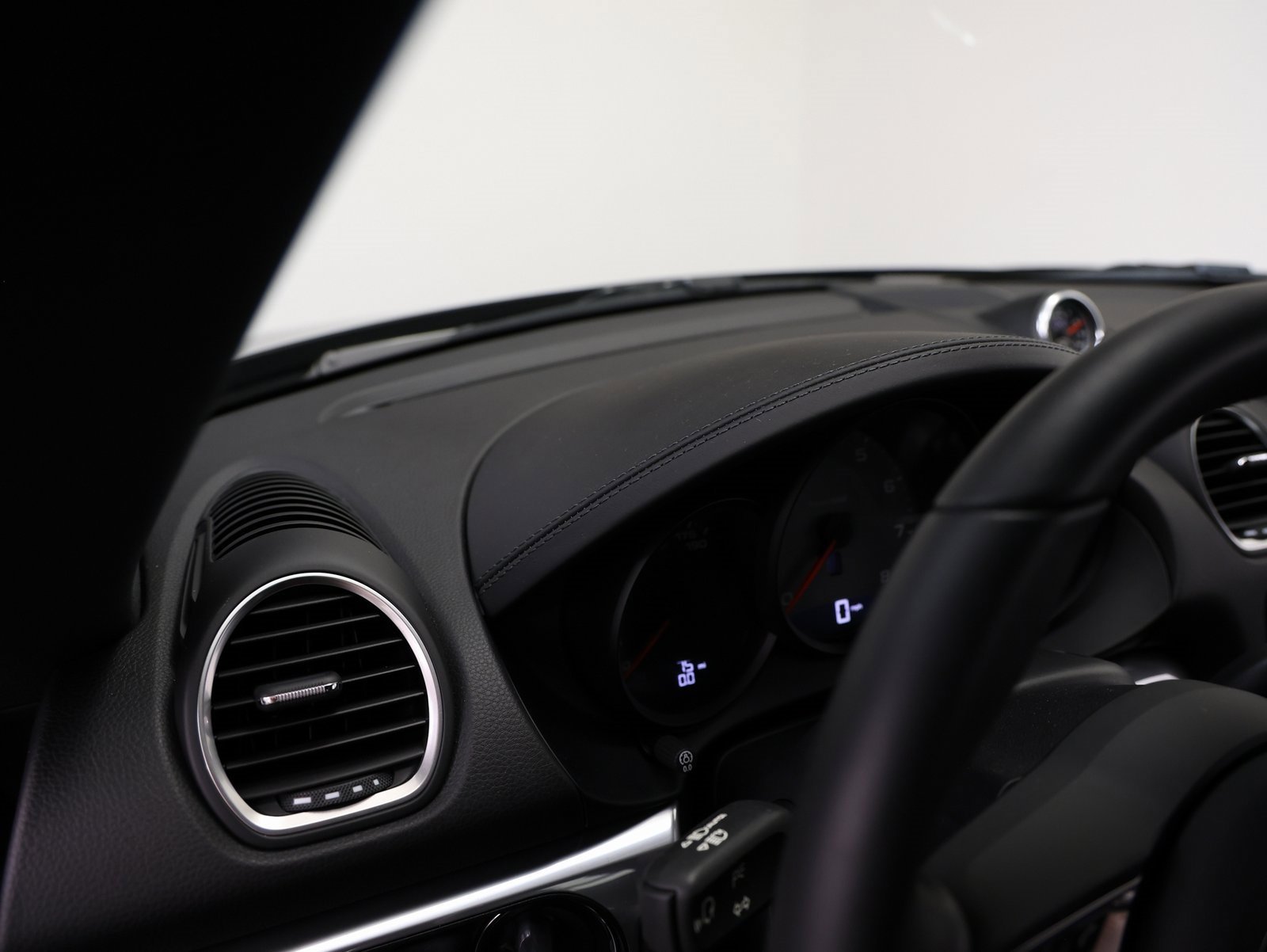 New 2025 Porsche 718 Cayman S image 31