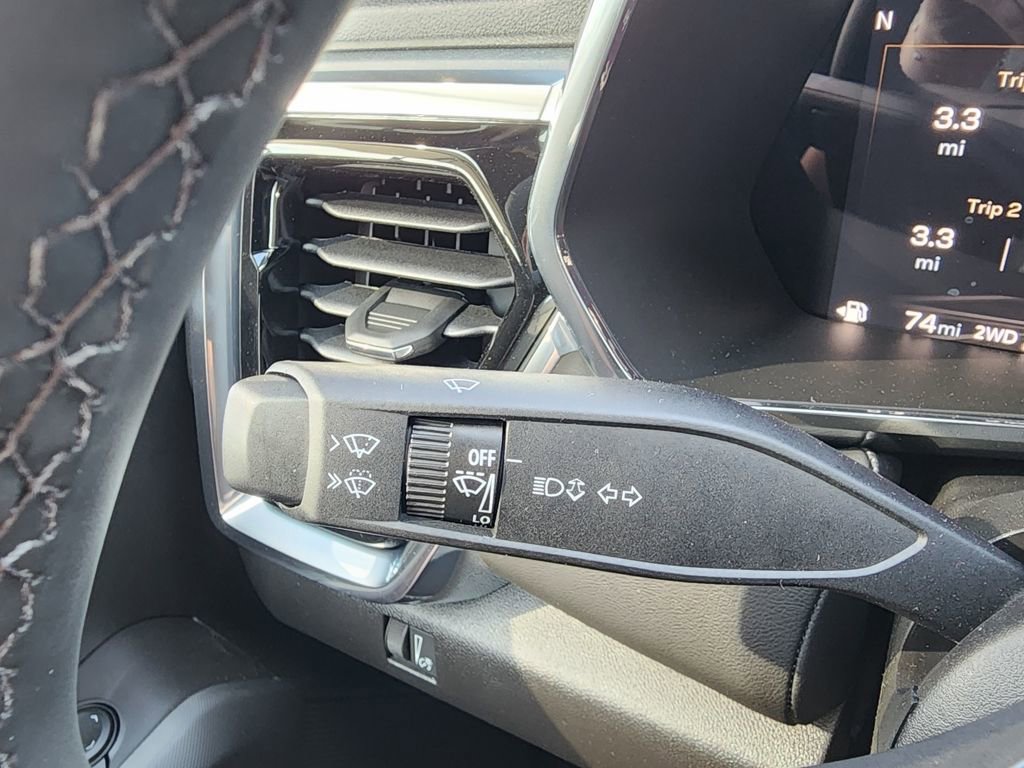 New 2026 GMC Canyon Elevation w/ Convenience Package image 21