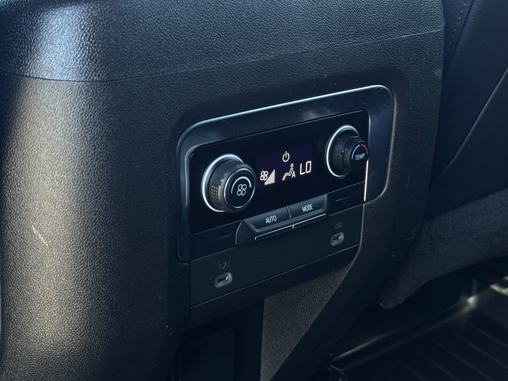 Used 2021 Chevrolet Tahoe LT image 31