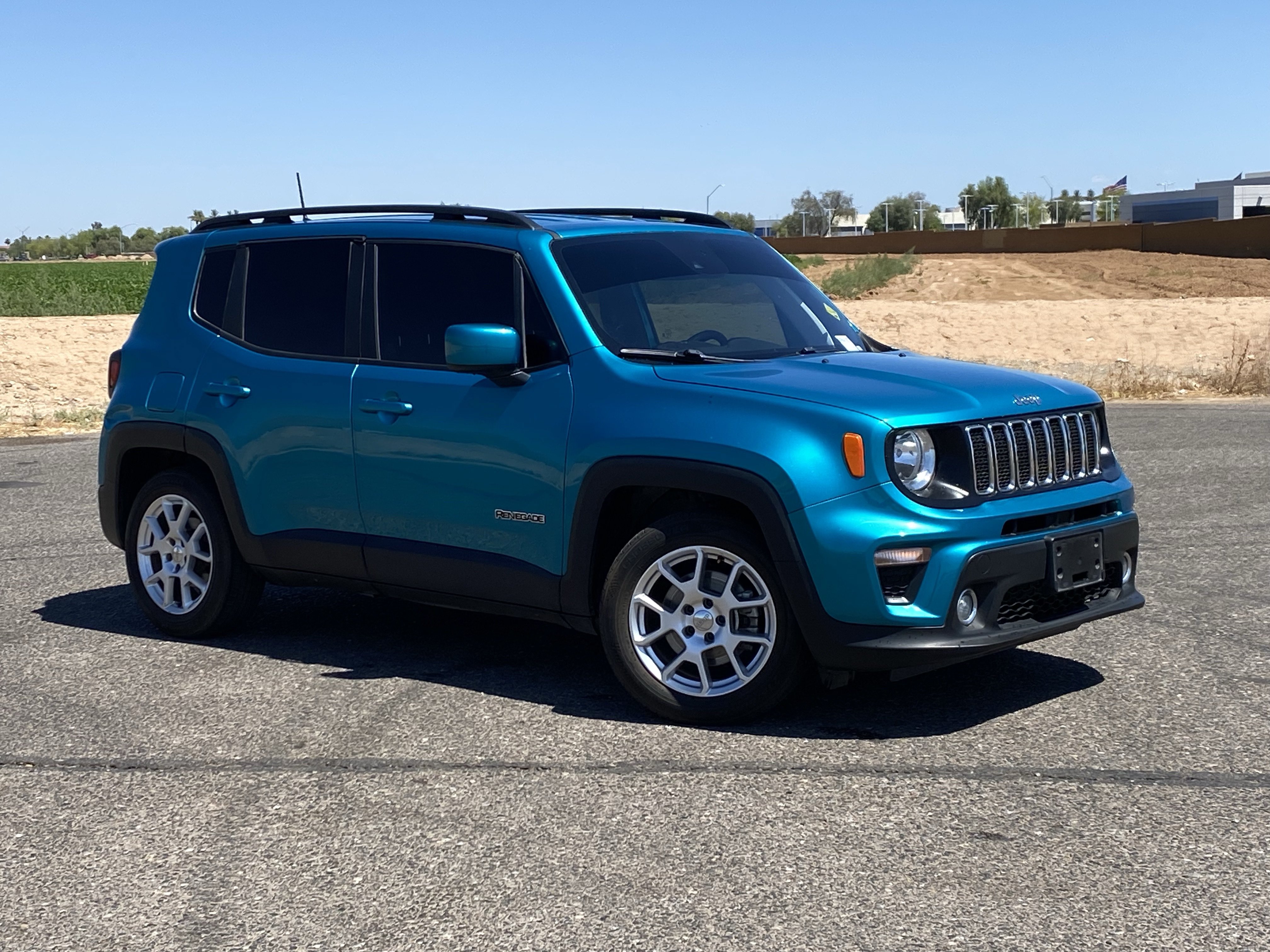 Used 2021 Jeep Renegade Latitude FWD image 33