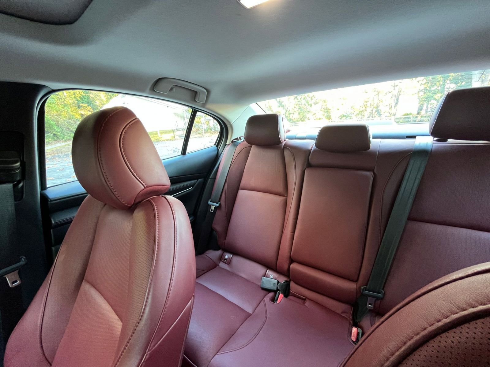 Used 2025 MAZDA MAZDA3 s image 34