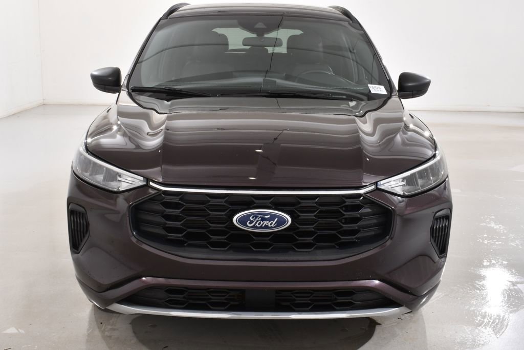 Used 2023 Ford Escape ST-Line w/ Tech Pack #1 image 3