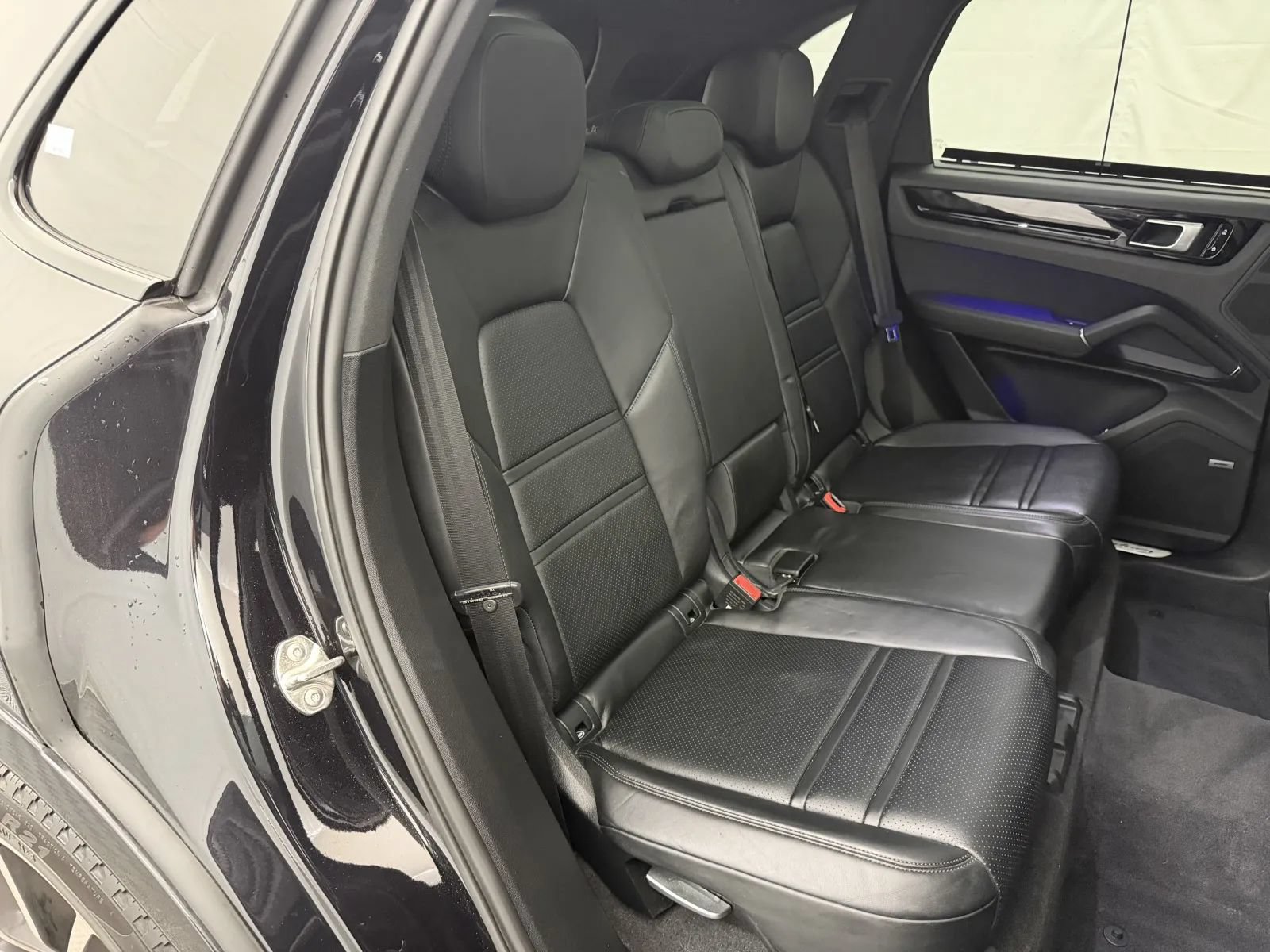Used 2019 Porsche Cayenne S AWD/4WD image 46