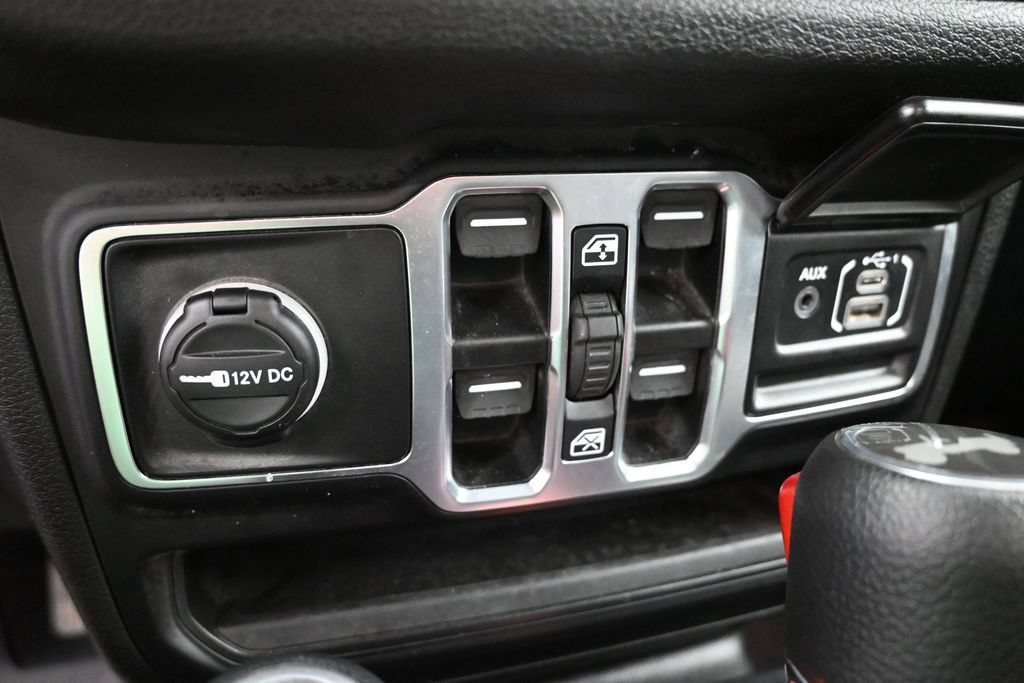 Used 2026 Jeep Wrangler Unlimited Sport AWD/4WD image 15
