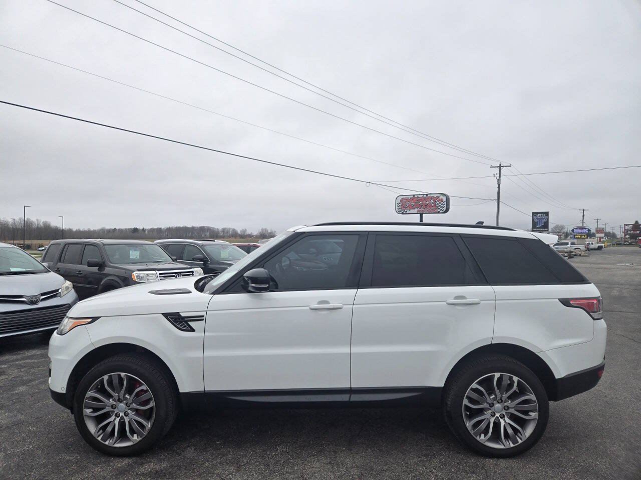 Used 2016 Land Rover Range Rover Sport Supercharged AWD/4WD image 4