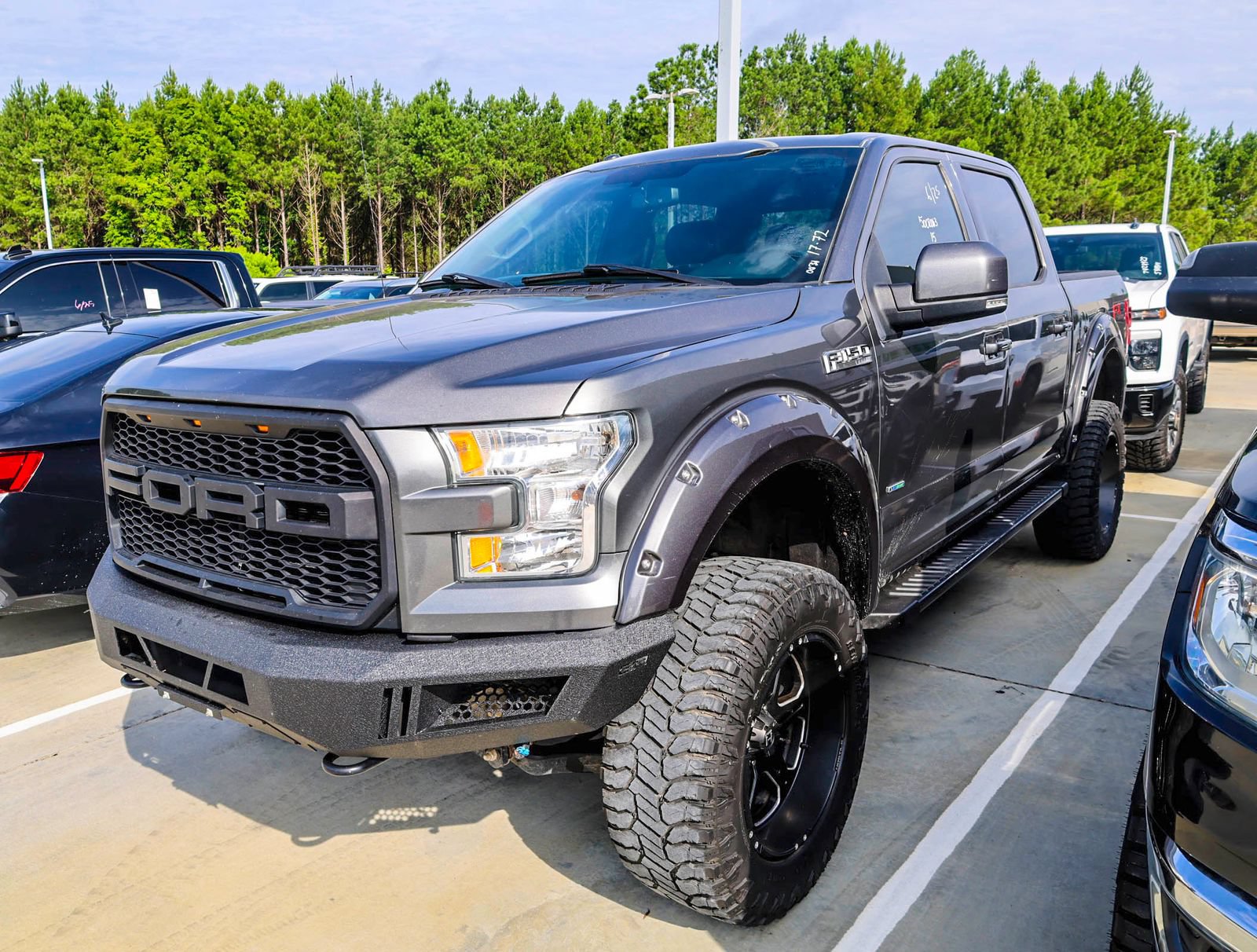 Used 2015 Ford F150 Lariat AWD/4WD image 2