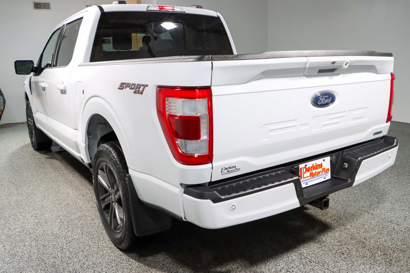Used 2023 Ford F150 Lariat w/ Equipment Group 502A High AWD/4WD image 9