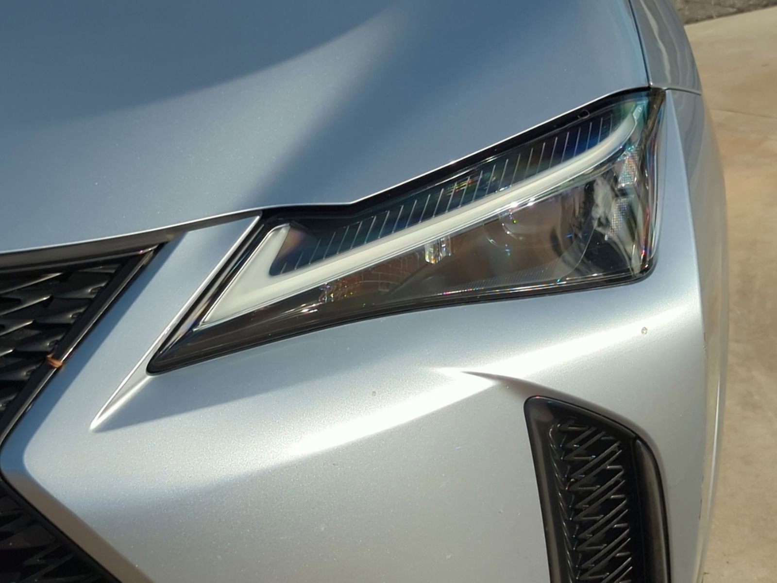 Used 2023 Lexus UX 250h F Sport image 10