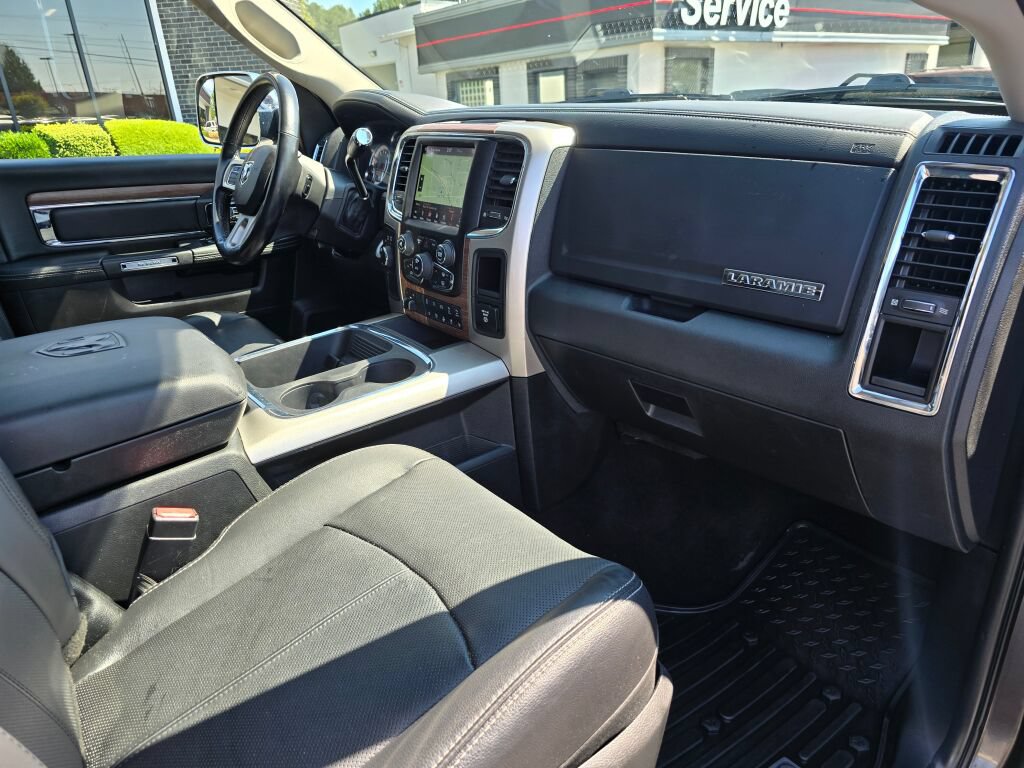 Used 2018 RAM 3500 Laramie AWD/4WD image 30