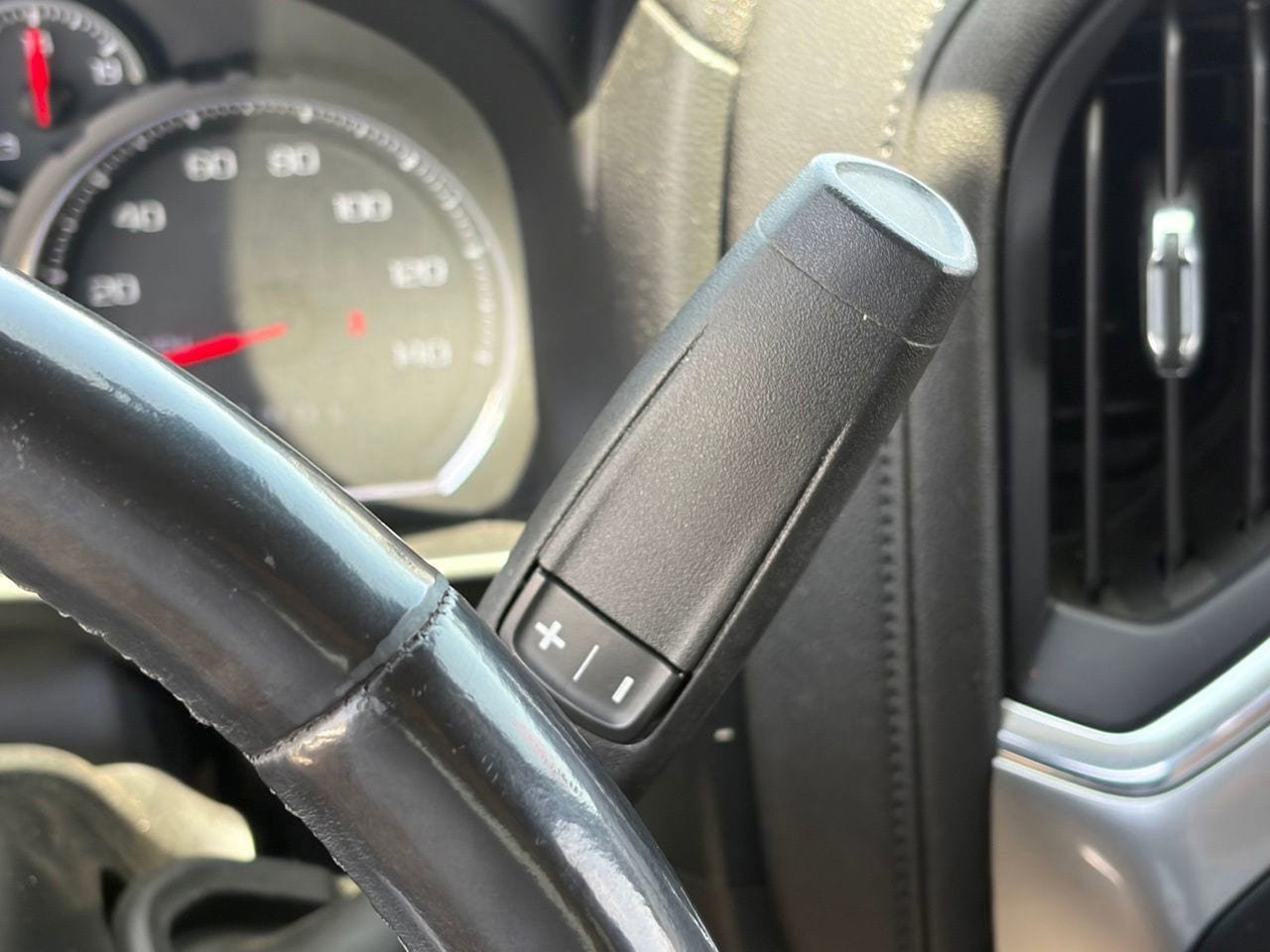 Used 2019 Chevrolet Silverado 1500 RST w/ All-Star Edition AWD/4WD image 10