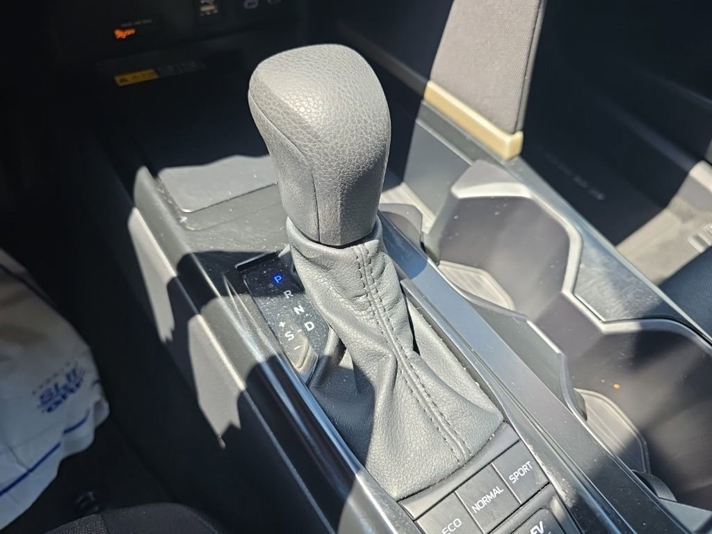 Used 2026 Toyota Camry LE image 29