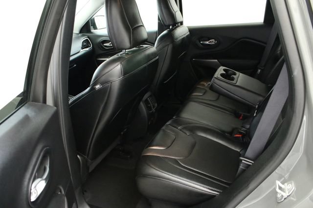 Used 2022 Jeep Cherokee Limited AWD/4WD image 26