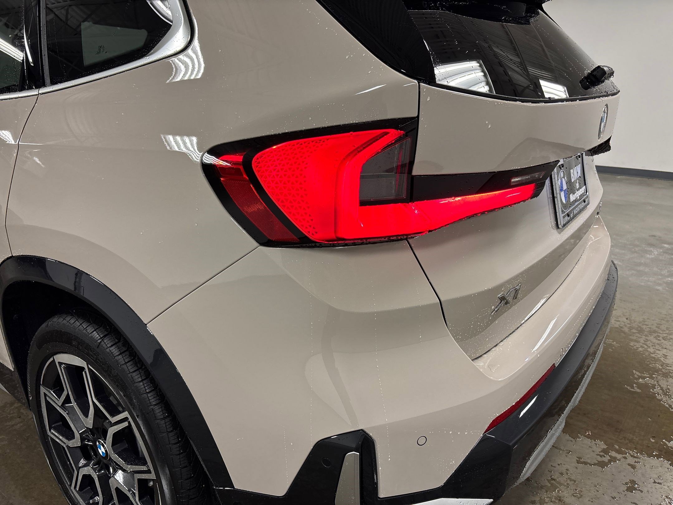 Used 2026 BMW X1 xDrive28i w/ Convenience Package image 11