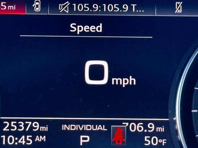 Used 2023 Audi Q5 2.0T Premium w/ Convenience Package image 16