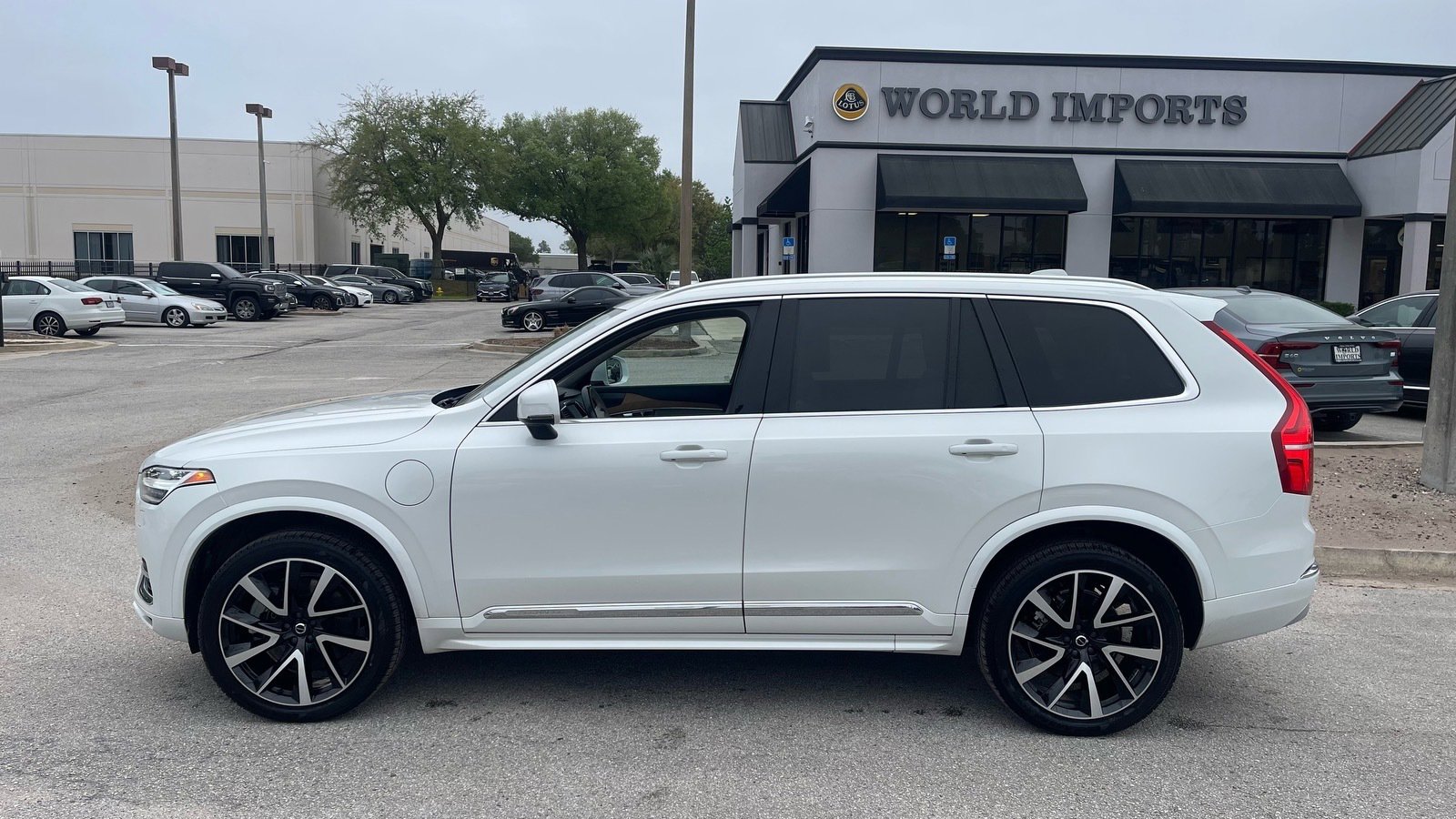 Used 2022 Volvo XC90 T8 Inscription Expression w/ Climate Package AWD/4WD image 55