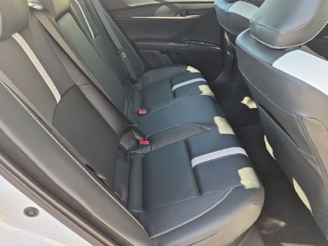 New 2026 Toyota Camry Hybrid AWD/4WD image 29