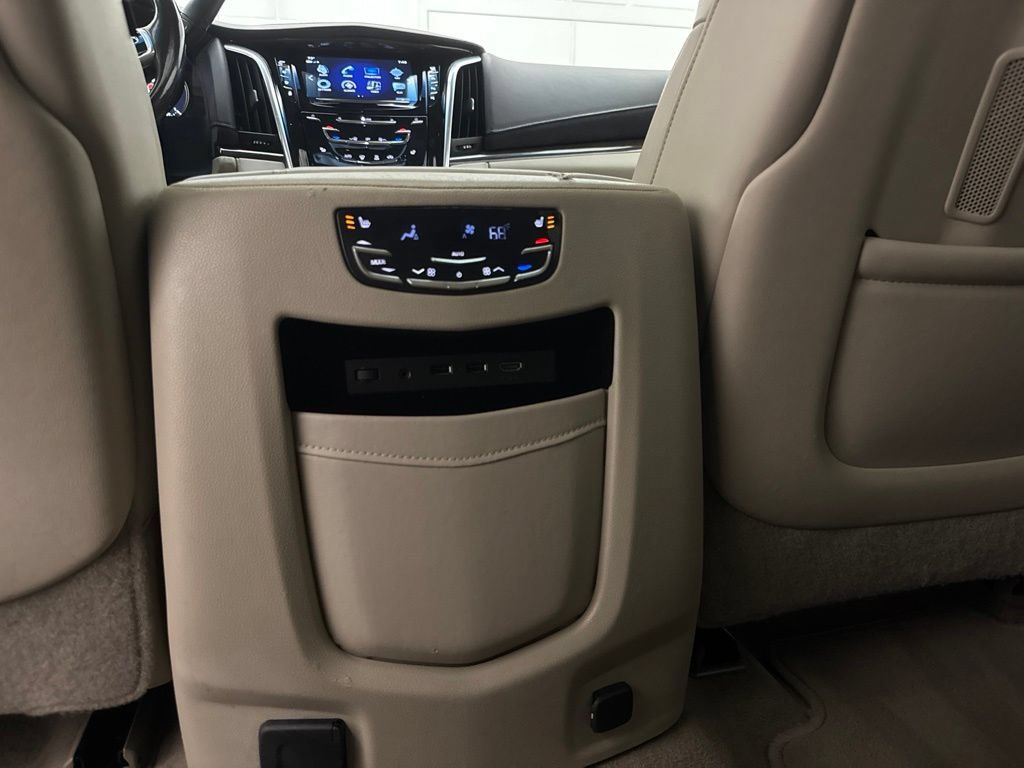 Used 2019 Cadillac Escalade Premium Luxury AWD/4WD image 56
