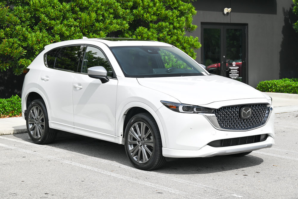 Certified 2024 MAZDA CX-5 Signature AWD/4WD image 3