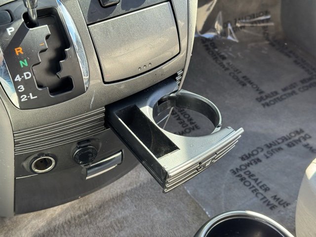 Used 2005 Toyota Sienna XLE image 8