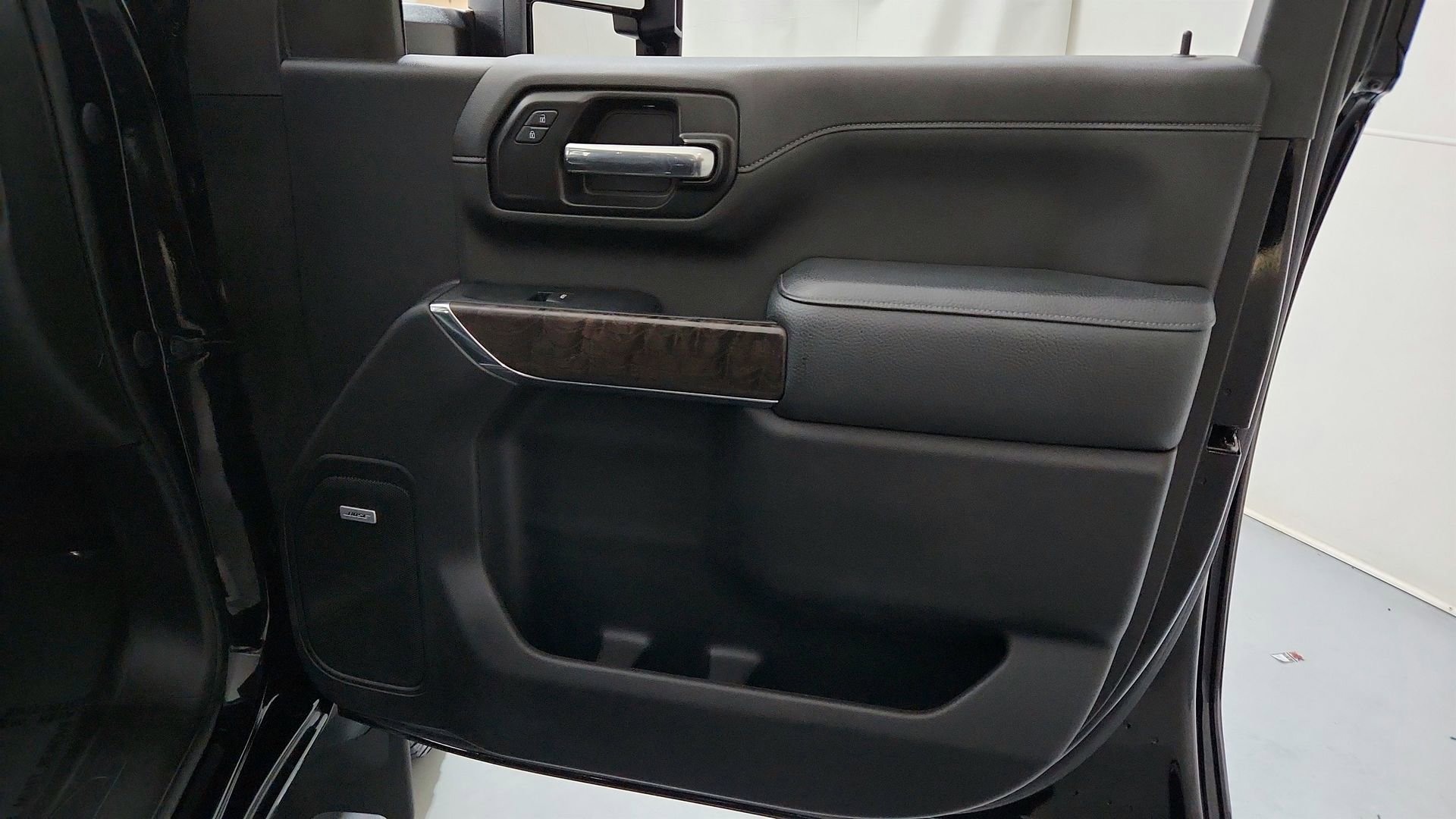 Used 2023 GMC Sierra 2500 Denali w/ Denali Ultimate Package AWD/4WD image 20