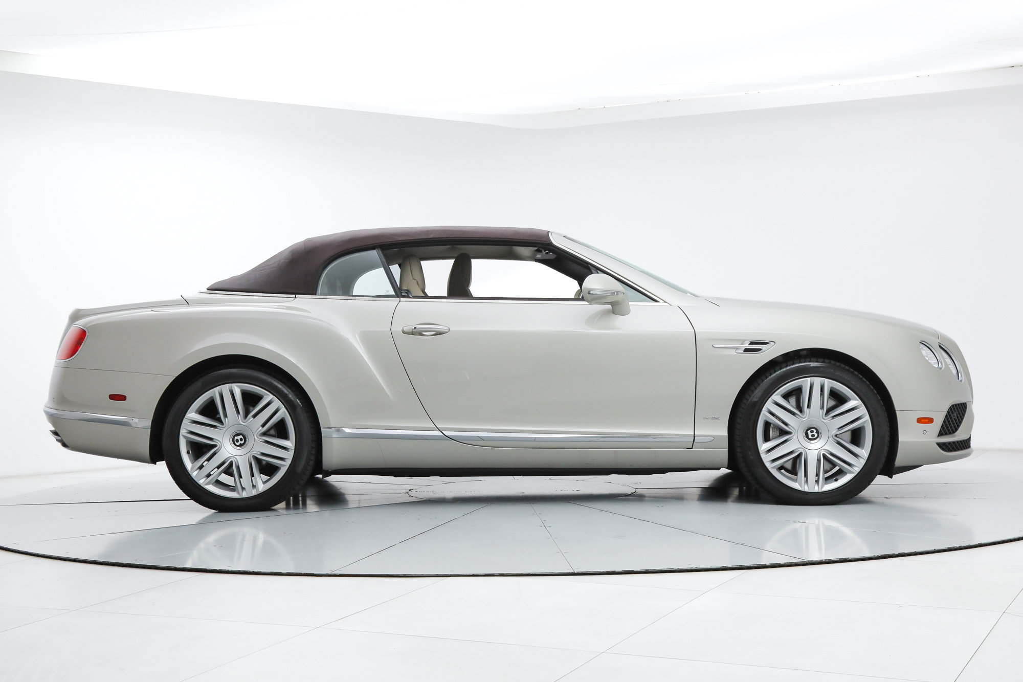 Used 2016 Bentley Continental GT AWD/4WD image 11
