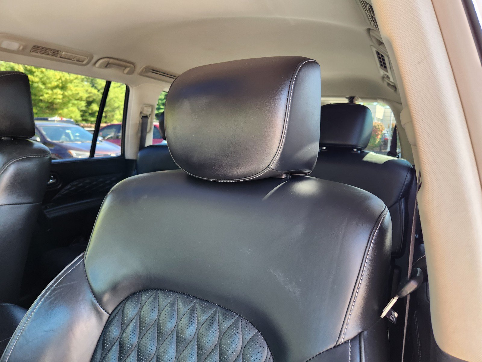 Used 2018 INFINITI QX80 4WD w/ Deluxe Technology Package image 11
