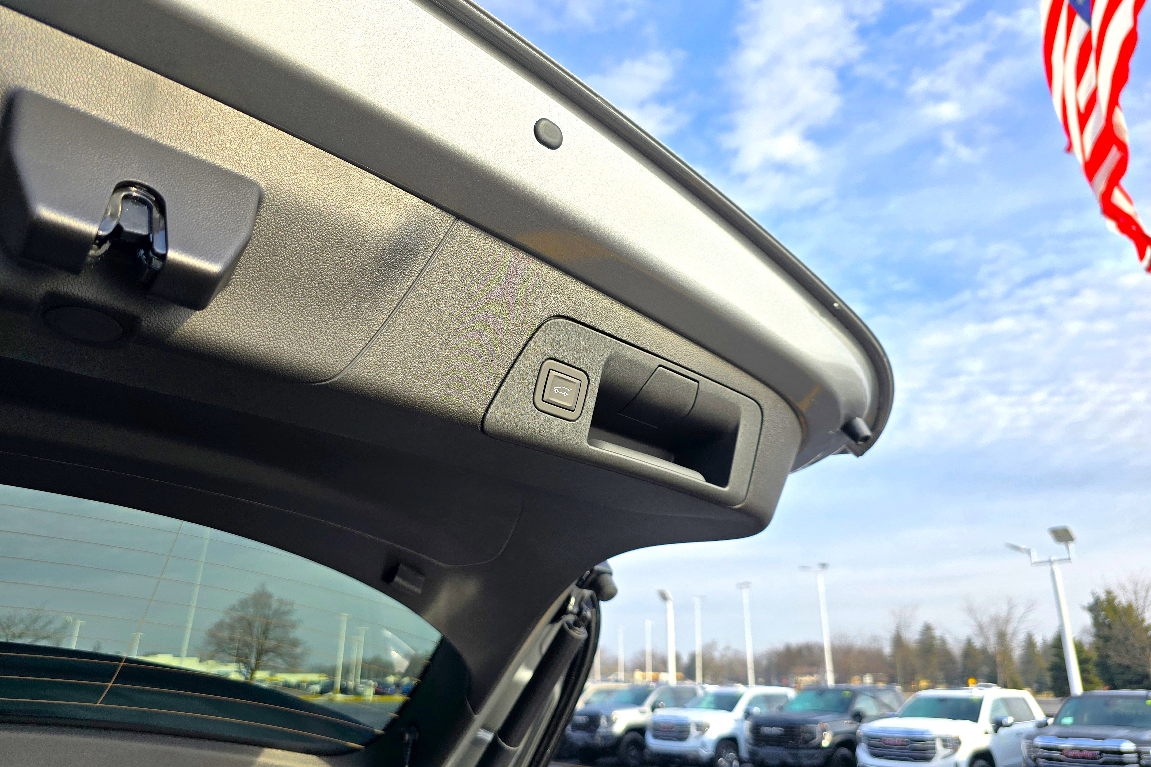 New 2026 Buick Envision Sport Touring image 25