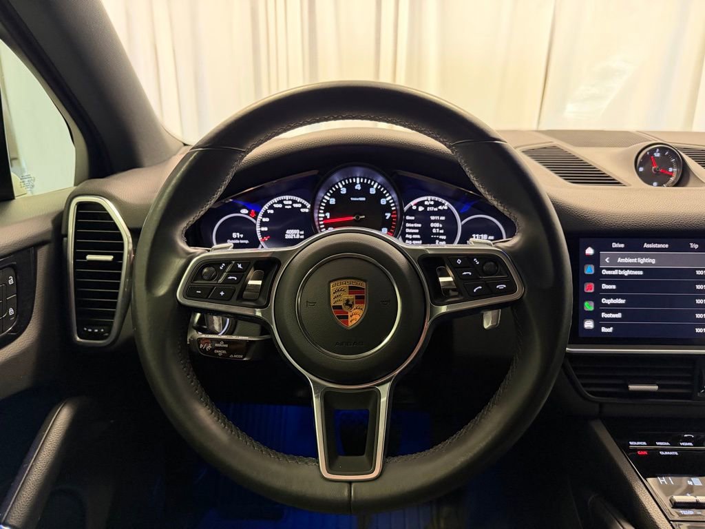 Certified 2023 Porsche Cayenne Platinum Edition image 13