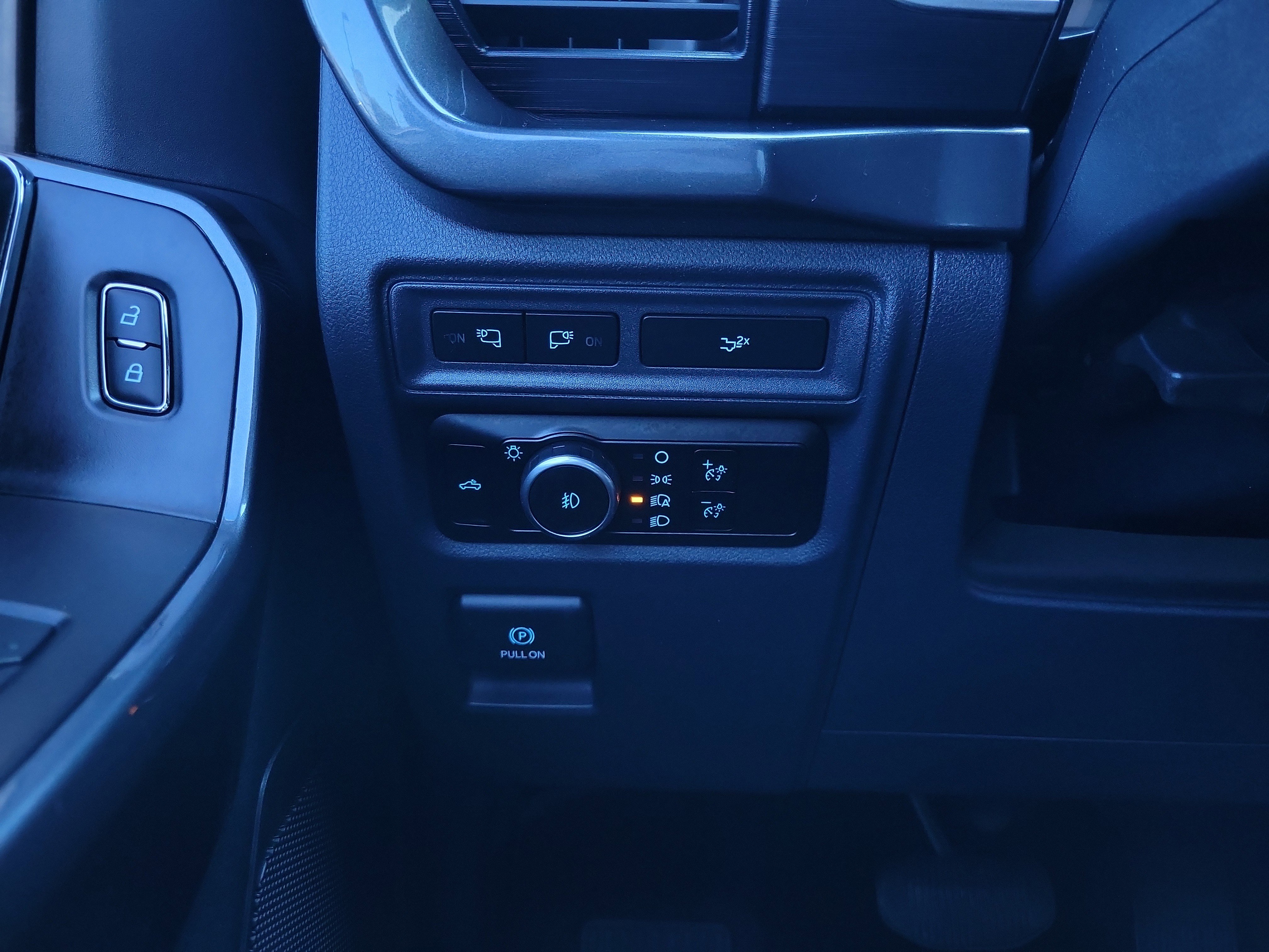 Used 2023 Ford F150 XLT w/ Equipment Group 302A High RWD image 27