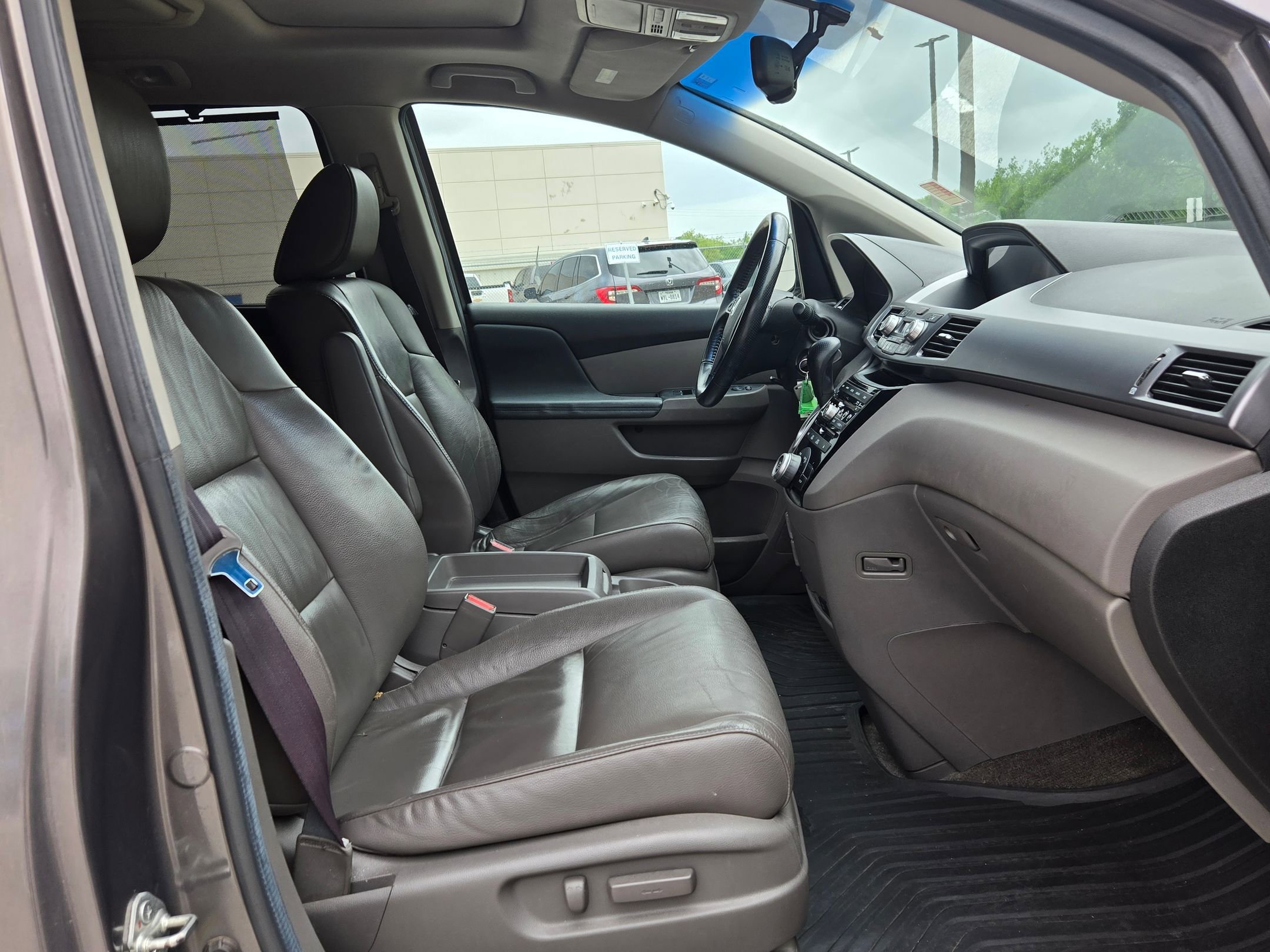 Used 2012 Honda Odyssey EX-L image 25