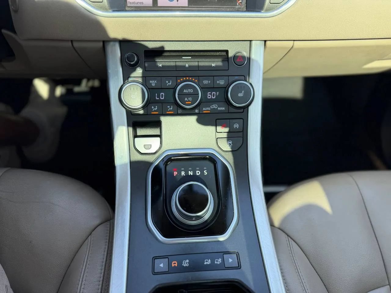Used 2014 Land Rover Range Rover Evoque Pure Premium AWD/4WD image 48