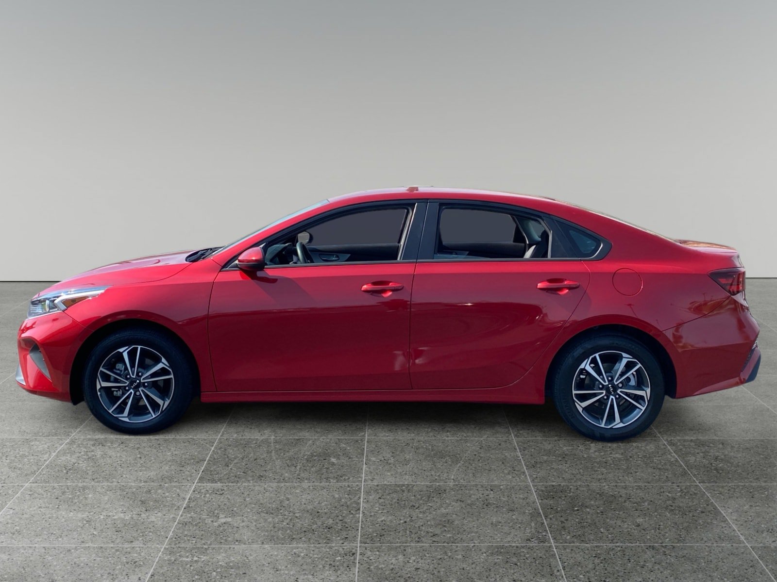 Used 2024 Kia Forte LXS FWD image 2