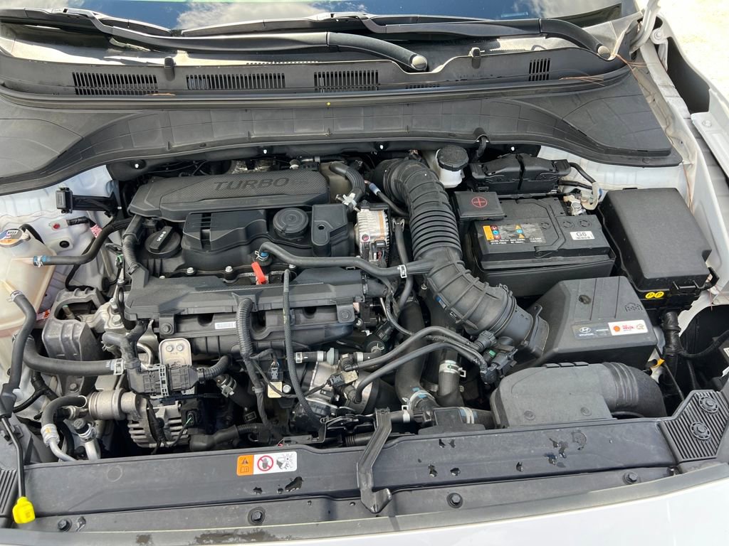 Used 2023 Hyundai Kona Limited image 24