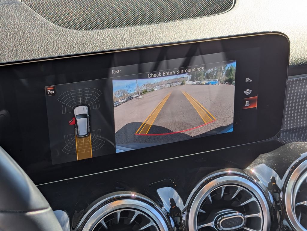 Used 2022 Mercedes-Benz EQB 350 4MATIC image 19