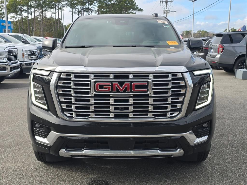 Used 2025 GMC Yukon XL Denali image 8