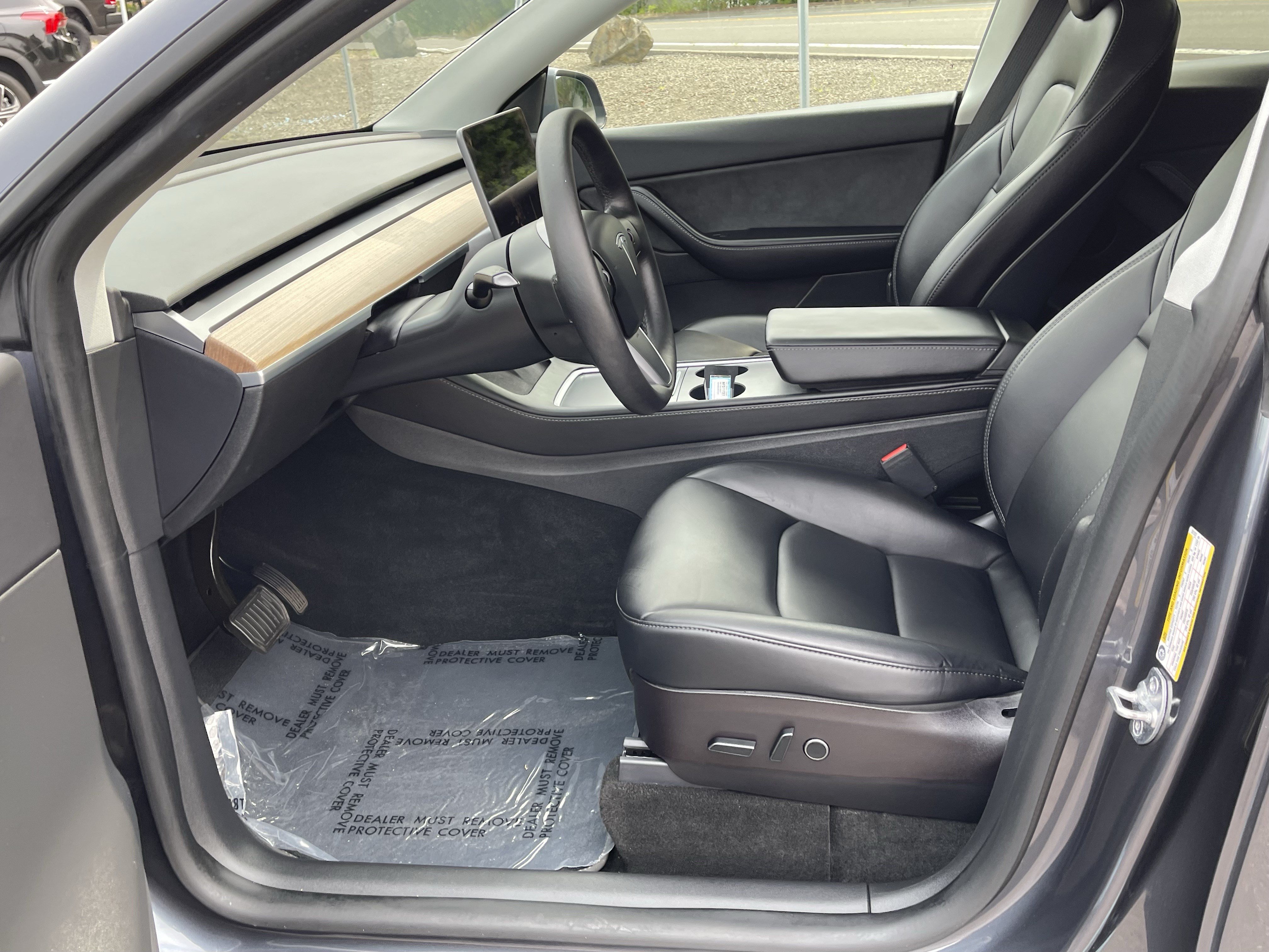 Used 2022 Tesla Model Y Long Range AWD/4WD image 12