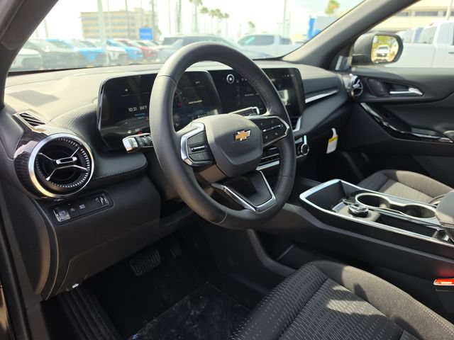 New 2026 Chevrolet Equinox LT w/ Safety and Technology Package FWD image 11