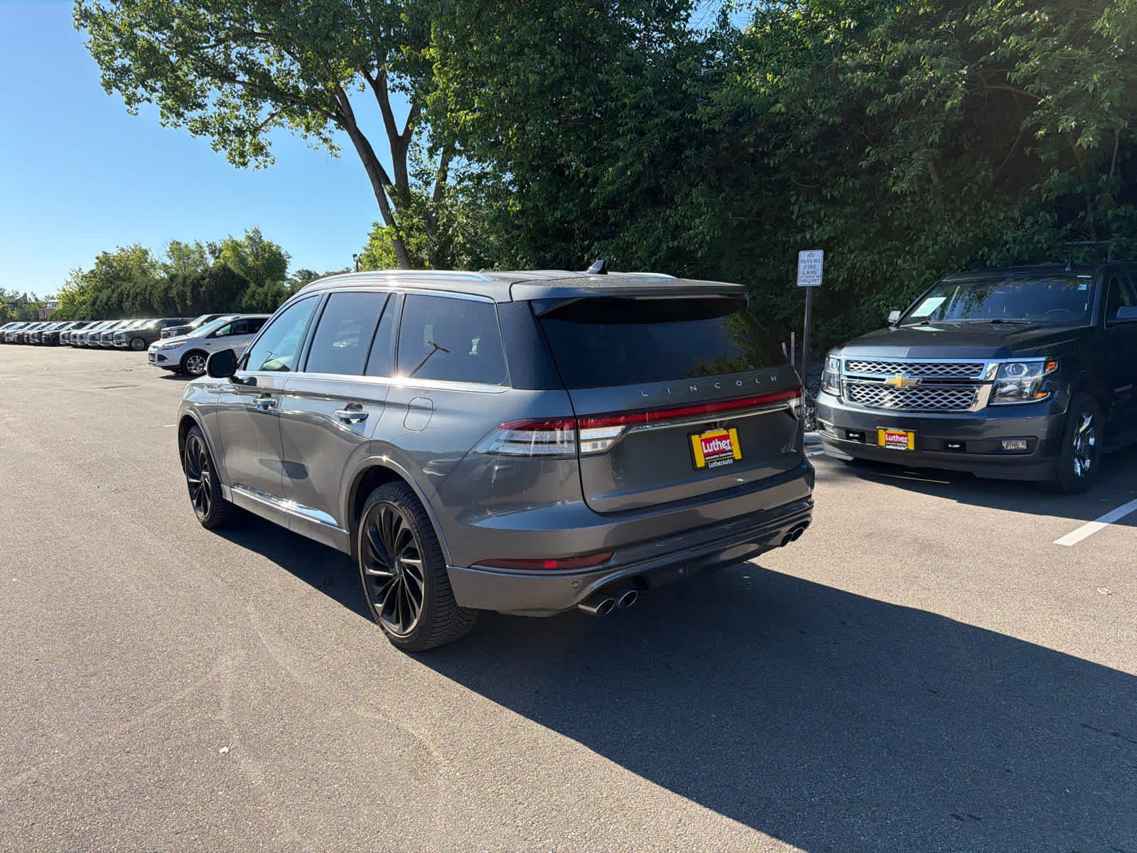 Used 2021 Lincoln Aviator Reserve w/ Equipment Group 208A AWD/4WD image 3