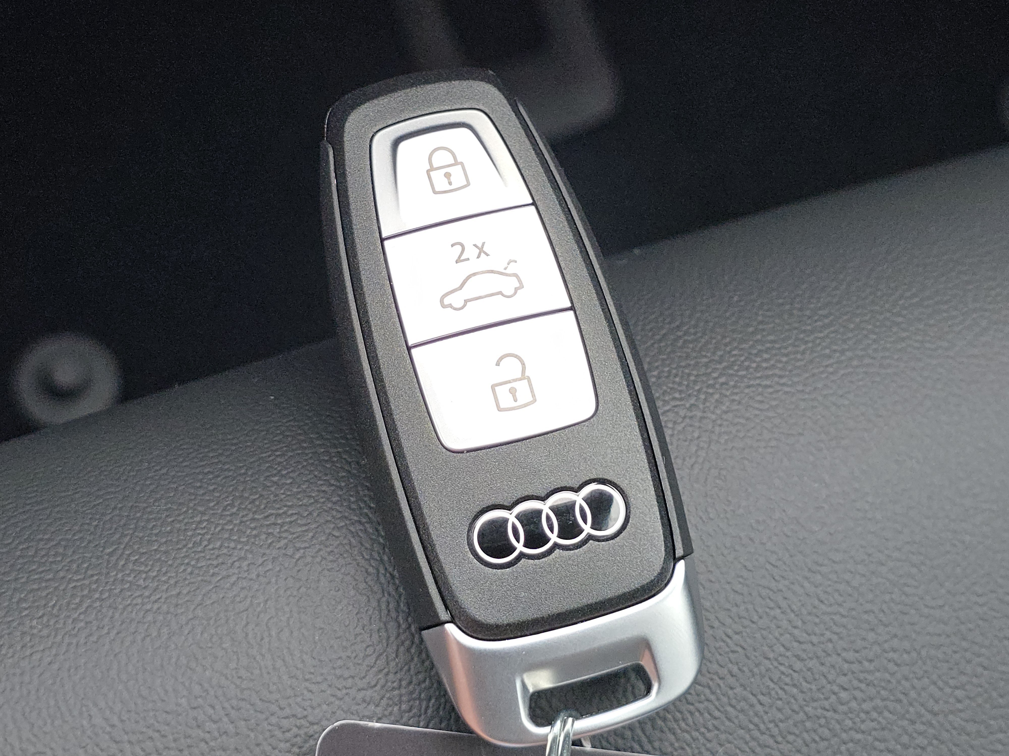 New 2026 Audi Q3 quattro 2.0T AWD/4WD image 27