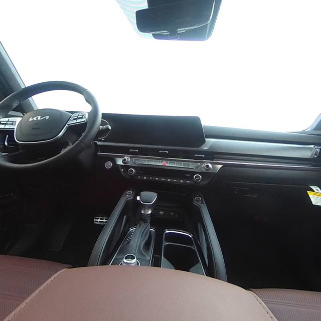 Used 2024 Kia Telluride SX Prestige image 18
